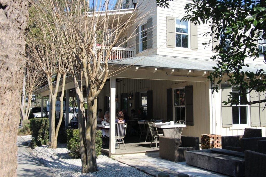 Restaurant on Calhoun Street